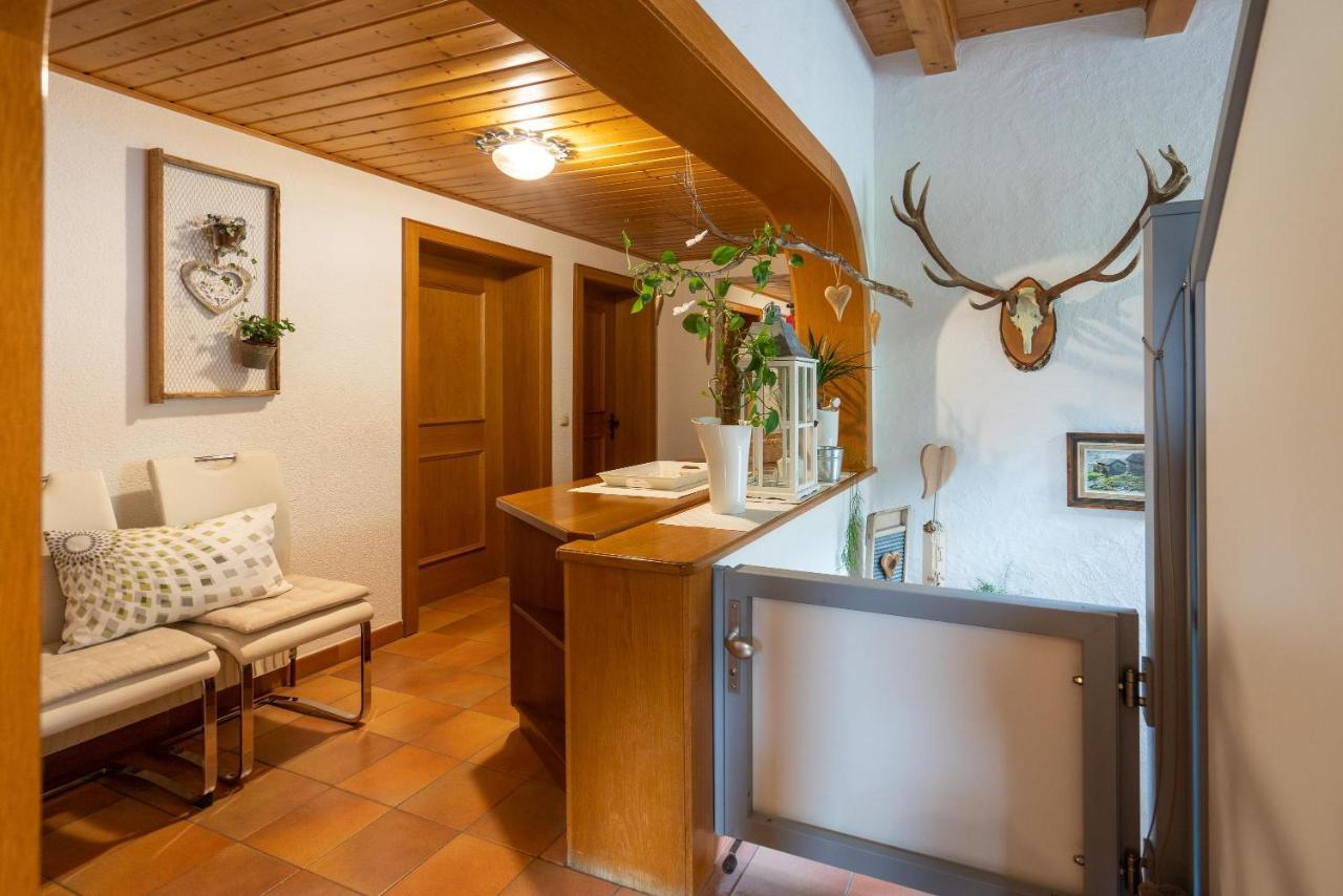 Gaestehaus Fitsch - Ferienwohnung In Silbertal Exterior foto