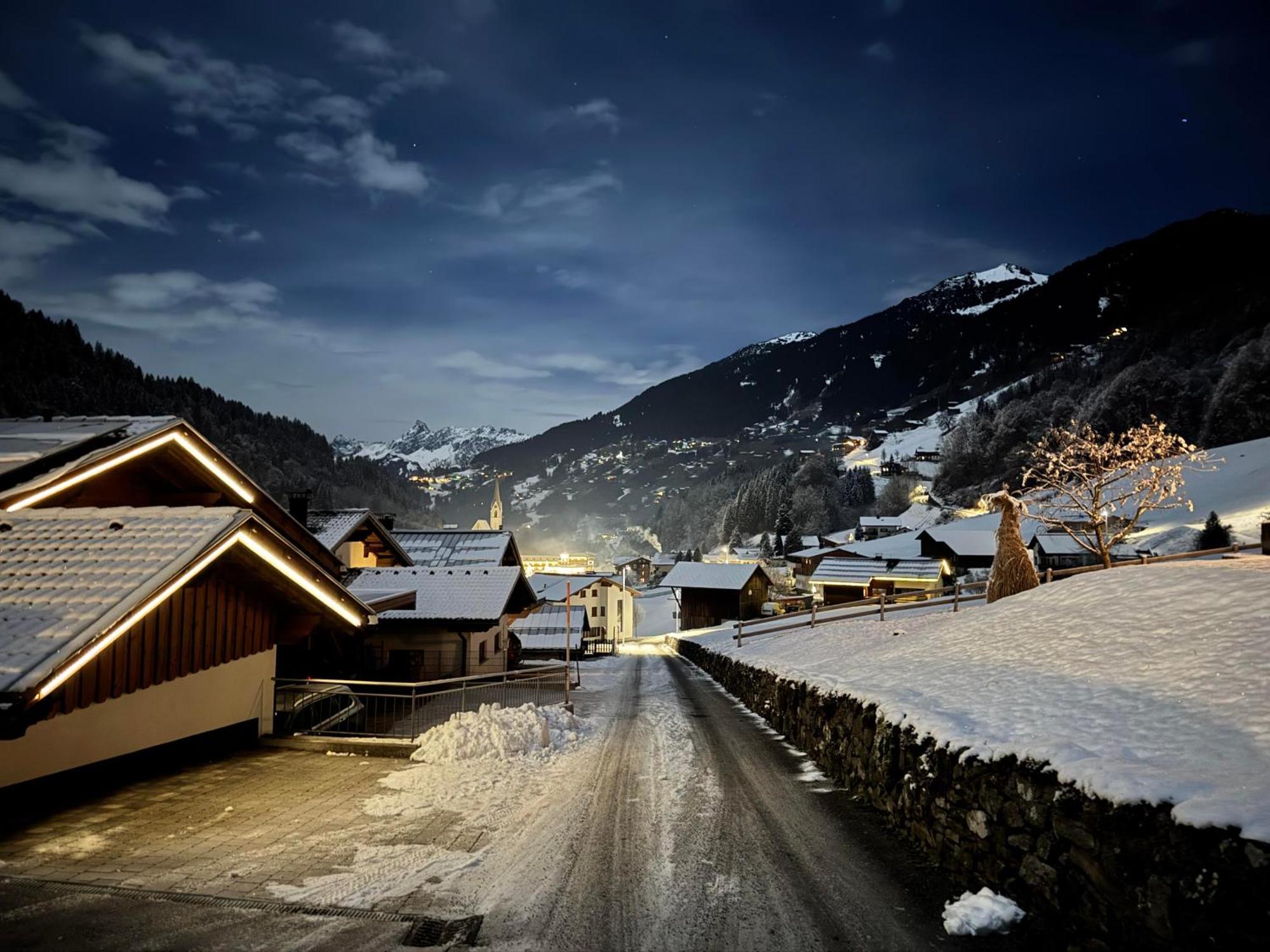 Gaestehaus Fitsch - Ferienwohnung In Silbertal Exterior foto
